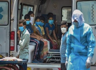 India COVID-19 Surge: Delhi Confirms First Death, Active Cases Rise to 2,710, Kerala Worst Hit