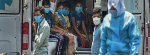 India COVID-19 Surge: Delhi Confirms First Death, Active Cases Rise to 2,710, Kerala Worst Hit